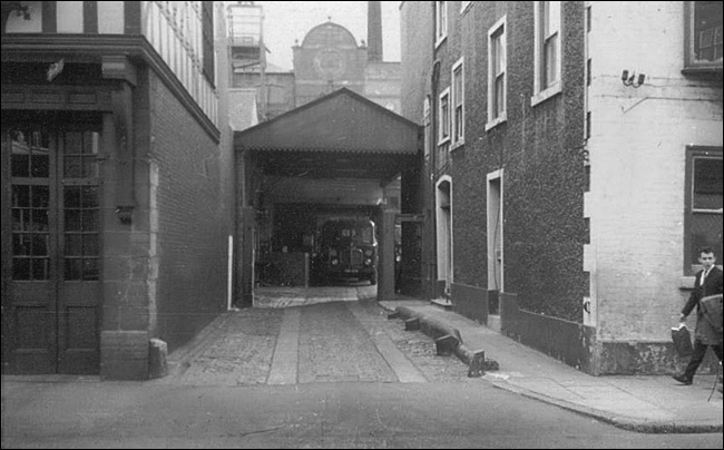 entrance to northgate brewery 1969