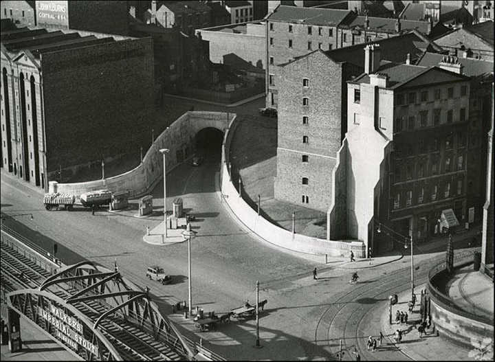 mersey tunnel dock entrance