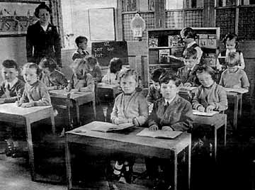 dee house classroom 1956