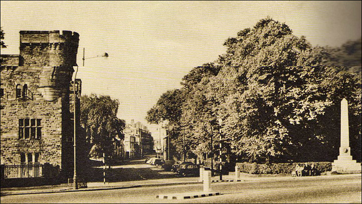 nicolas street 1952