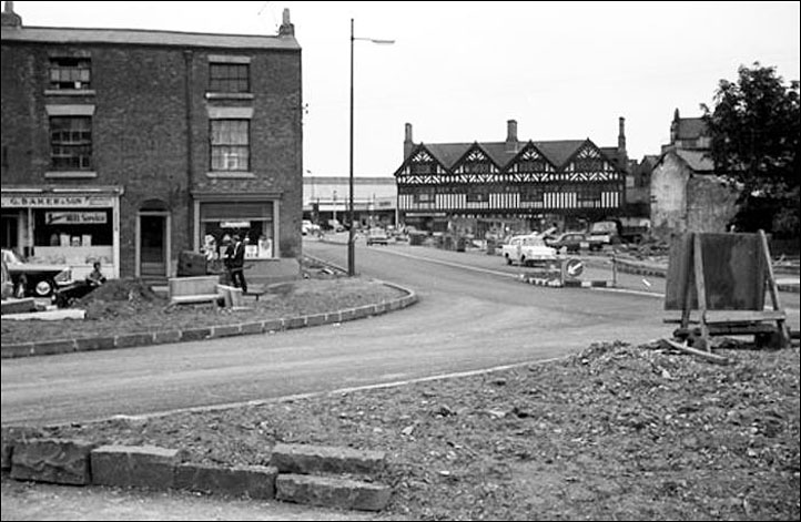 building the inner ring road