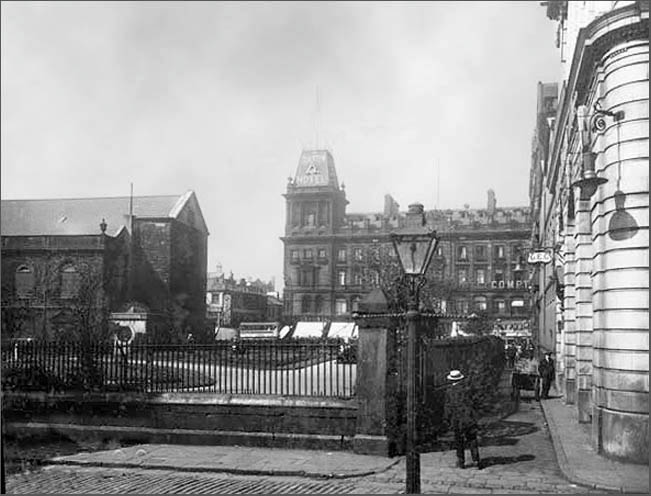 B&W Picture Place: St. Peter's Church, Liverpool