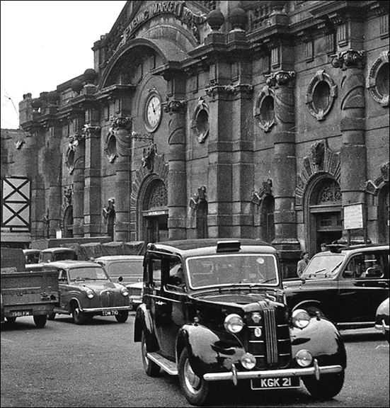 taxi outside market hall