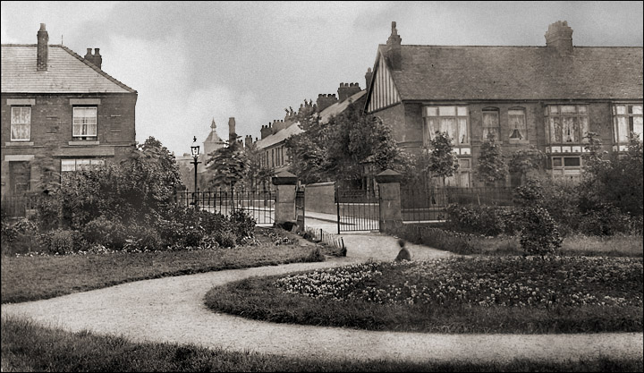 alexandra park entrance