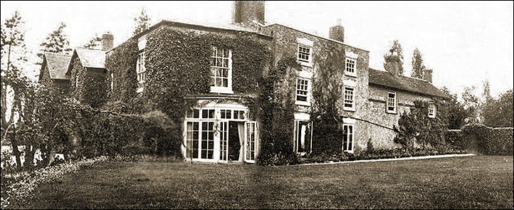 hoole cottage 1900